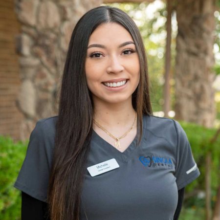 SIN---Michelle---Dental-Assistant